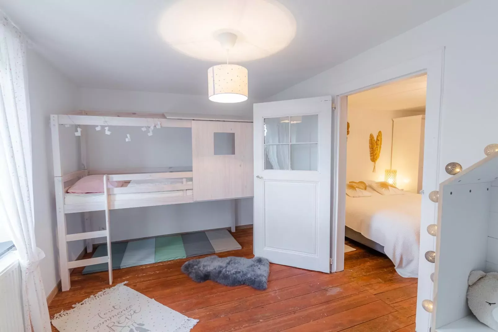 Petite Cour-Bedroom