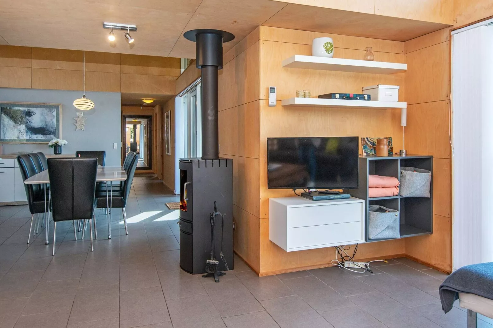 12 person holiday home in Løgstør-By Traum-Indoor