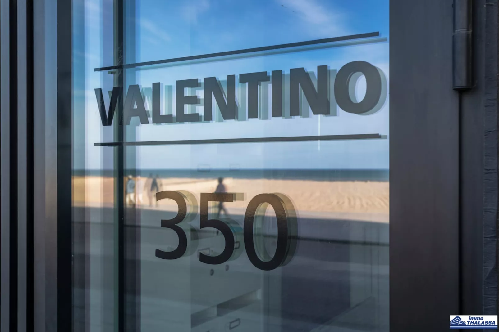 Valentino 0401-Exterior summer