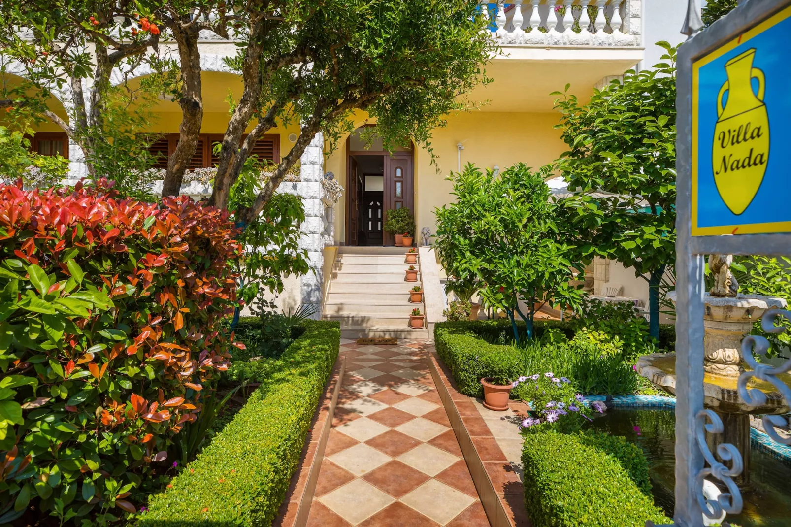 Villa Nada - A1+S2-Gardens summer