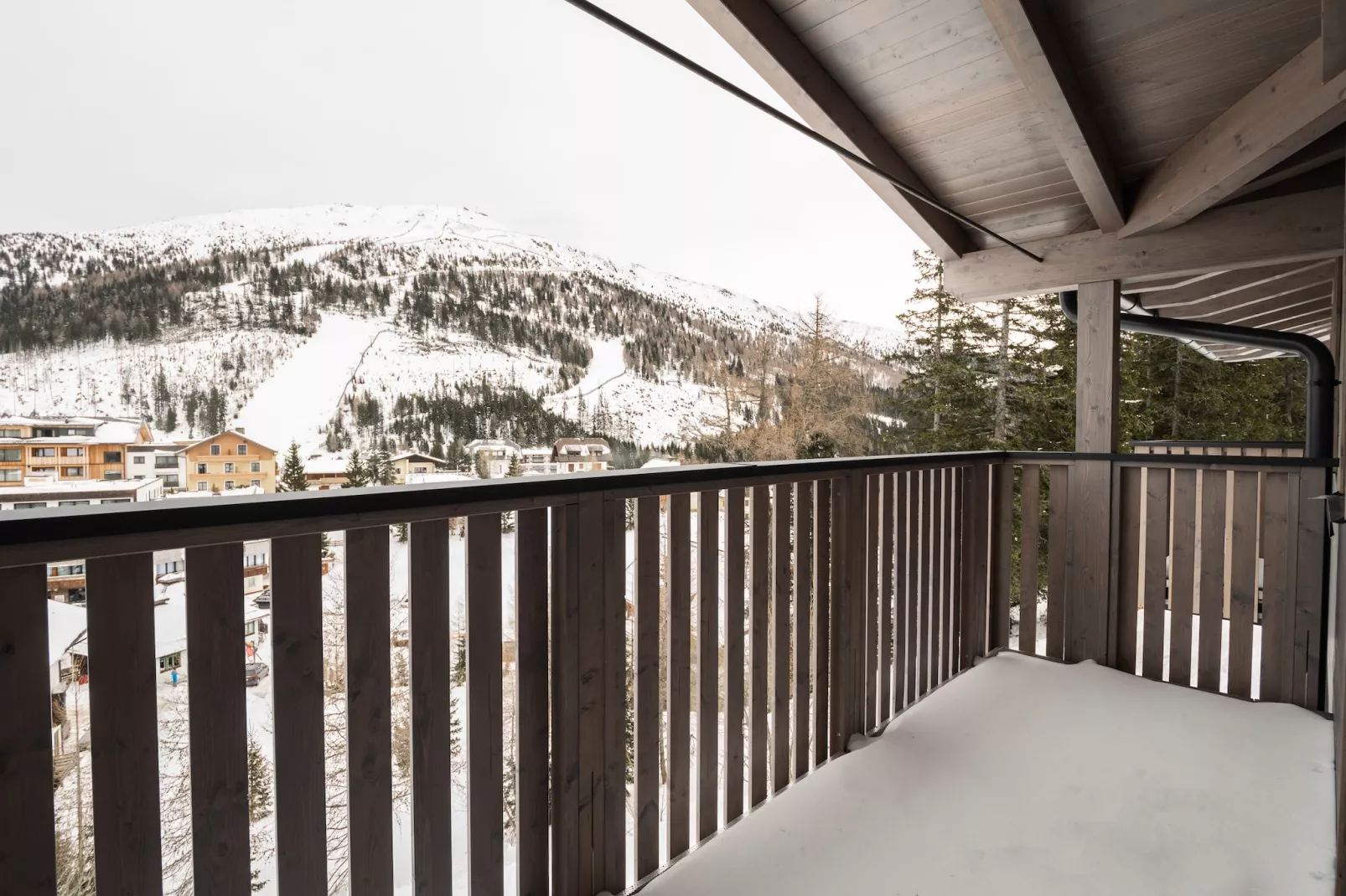 Penthouse Four-bedroom Apartment – KA4P-Aussicht Winter