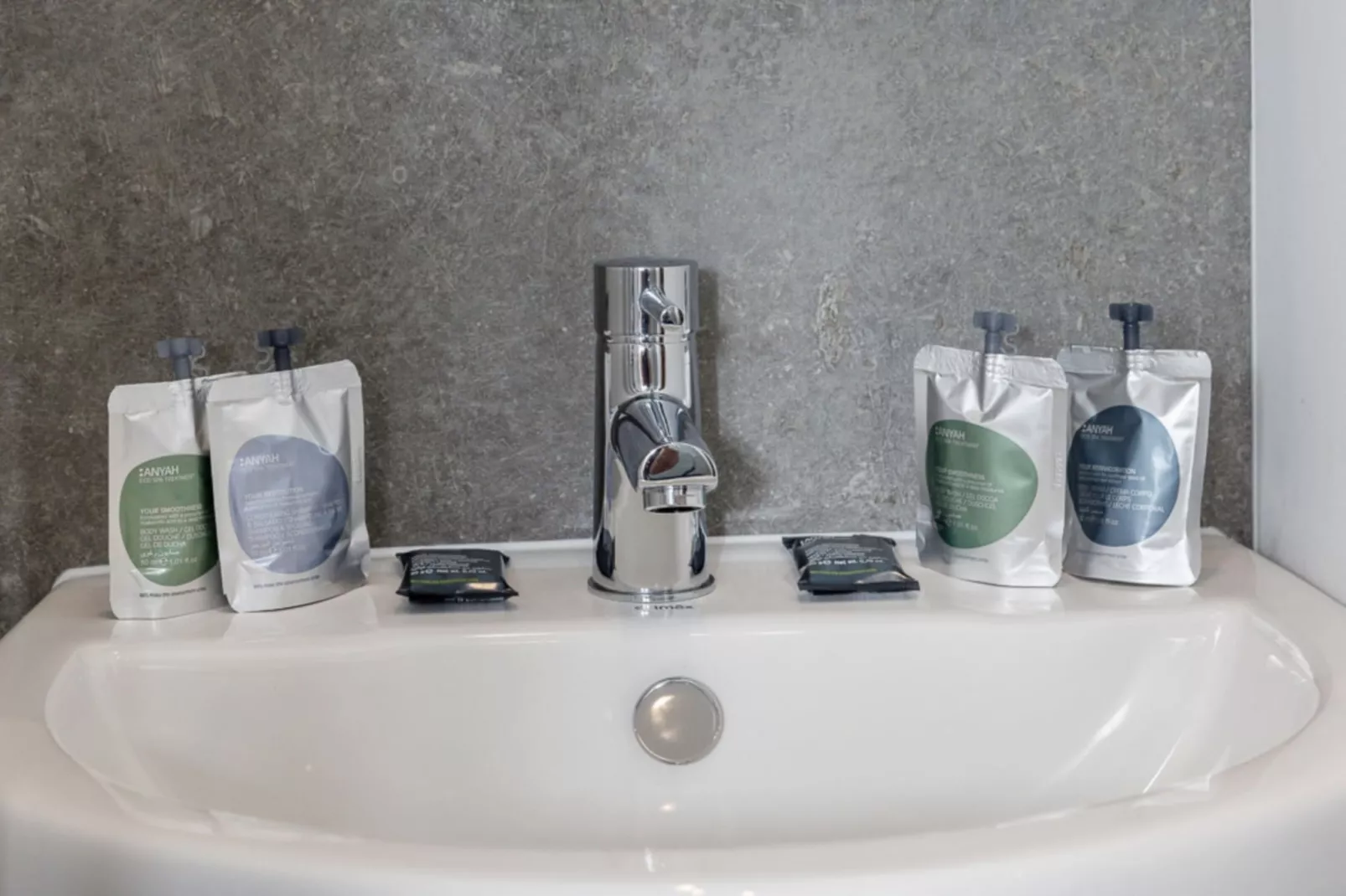 No.15, Belle House-Bathroom