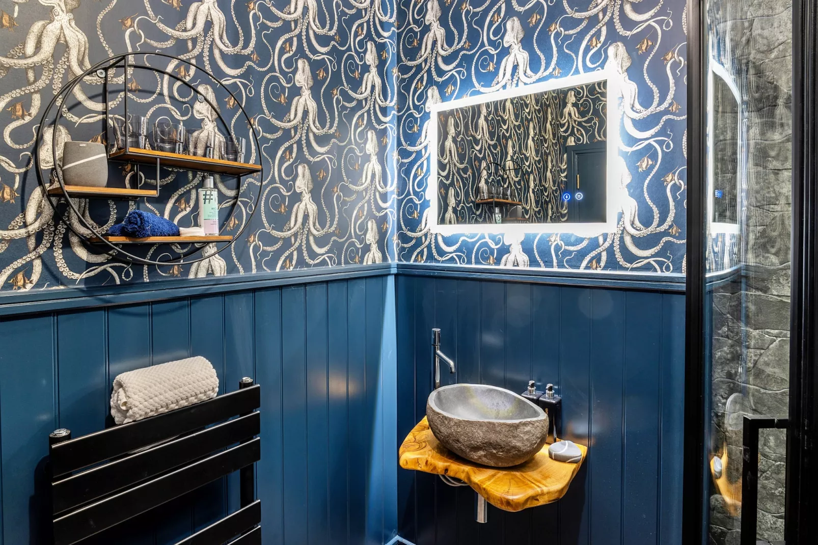 Beach House-Bathroom