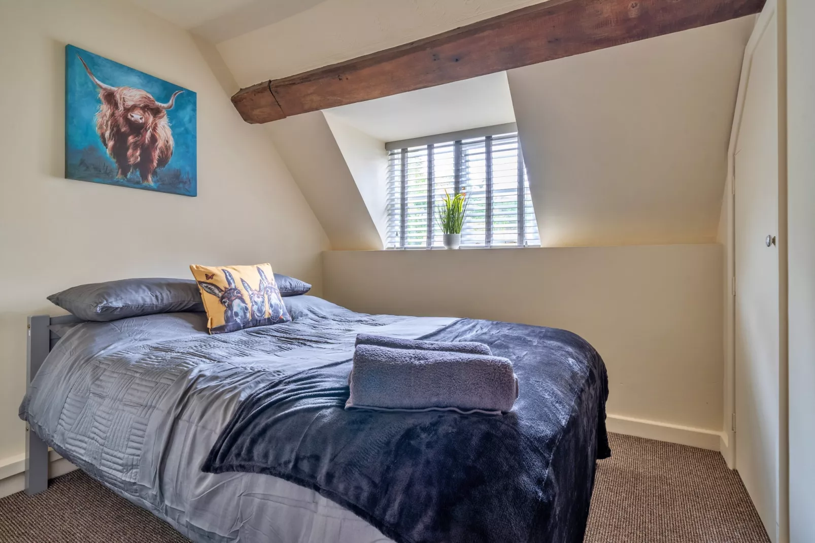 Barn Cottage-Bedroom
