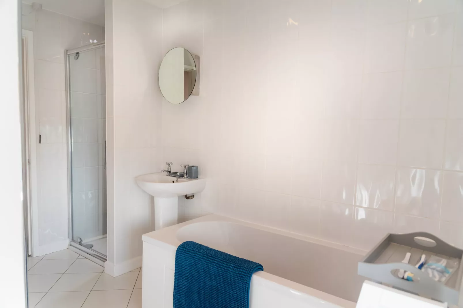 Court Cottage-Bathroom