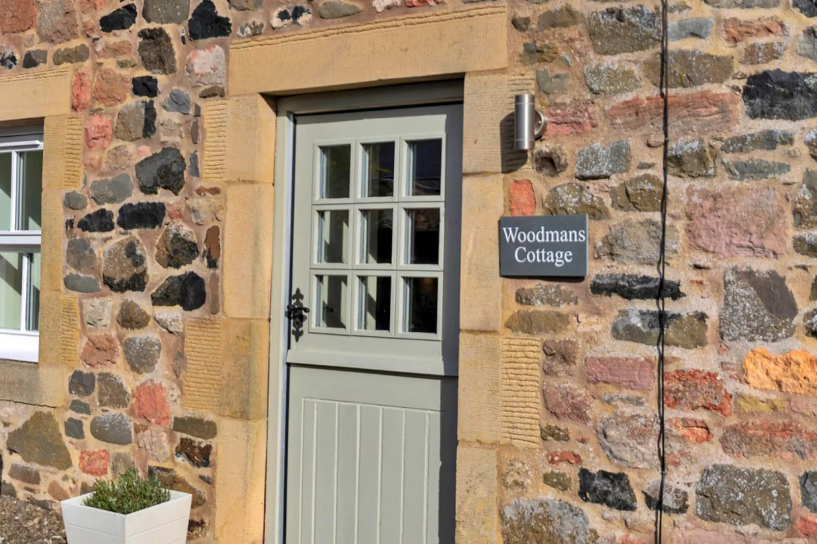 Woodman's Cottage-Outdoor