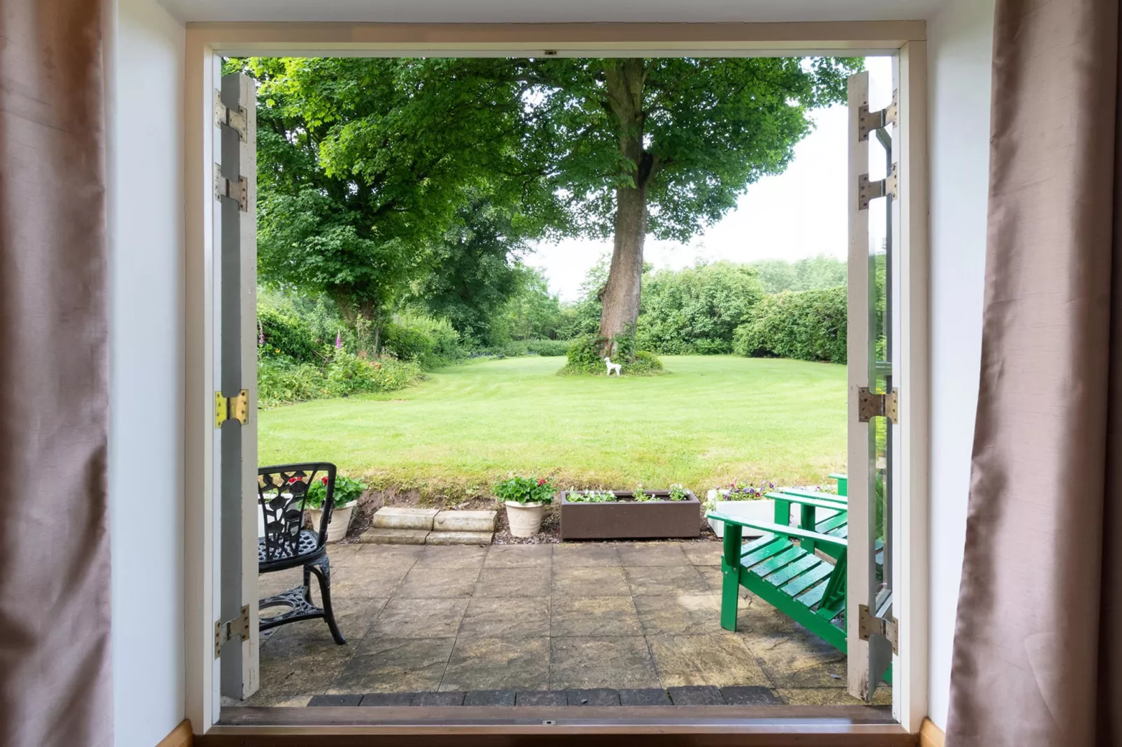 The Cottage-Terrace