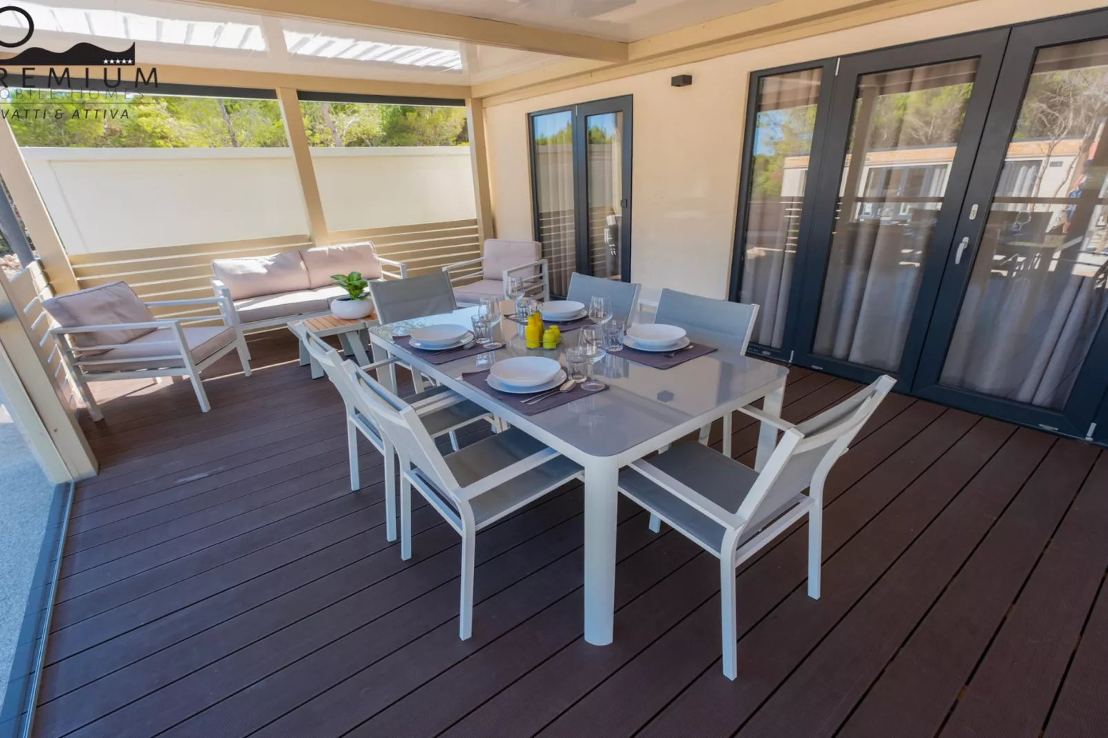 Charming Two-bedroom Mobile Homes Drage - Mobile Home with Sea View and Terrace-Außenbereich