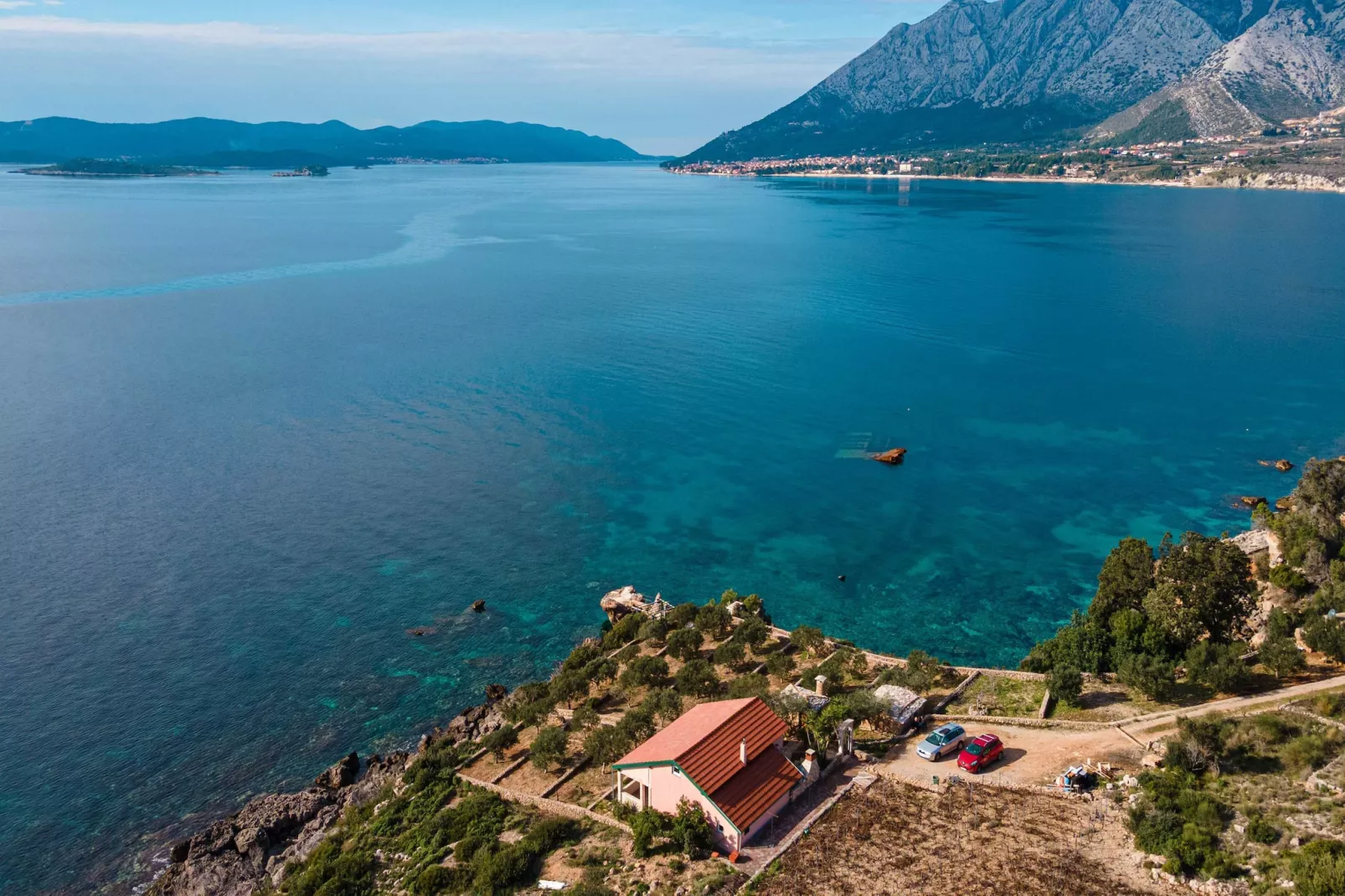 Villa Sea Edge - Three Bedroom Villa with Sea View-Vue