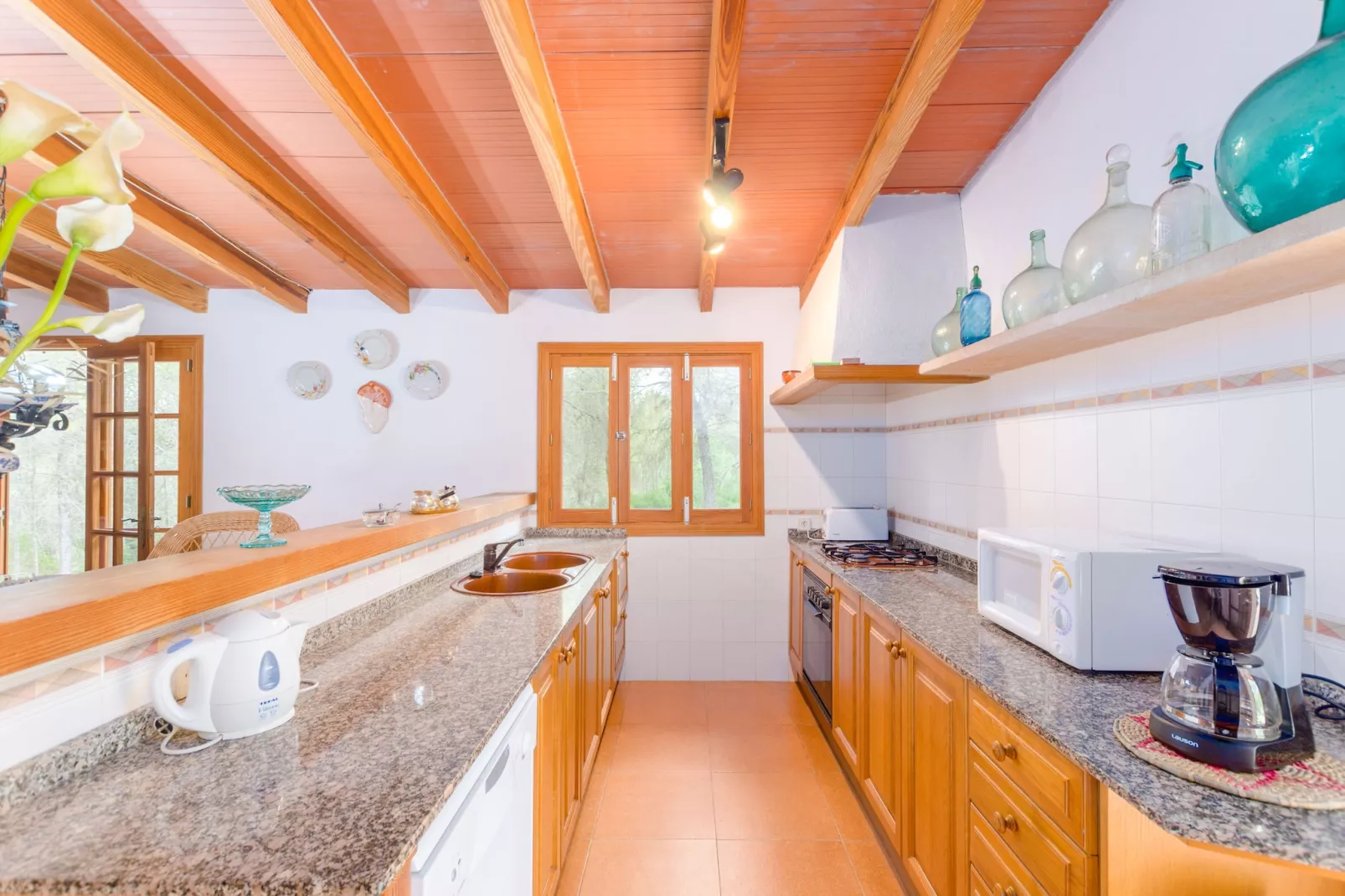 Casa Mas-Kitchen