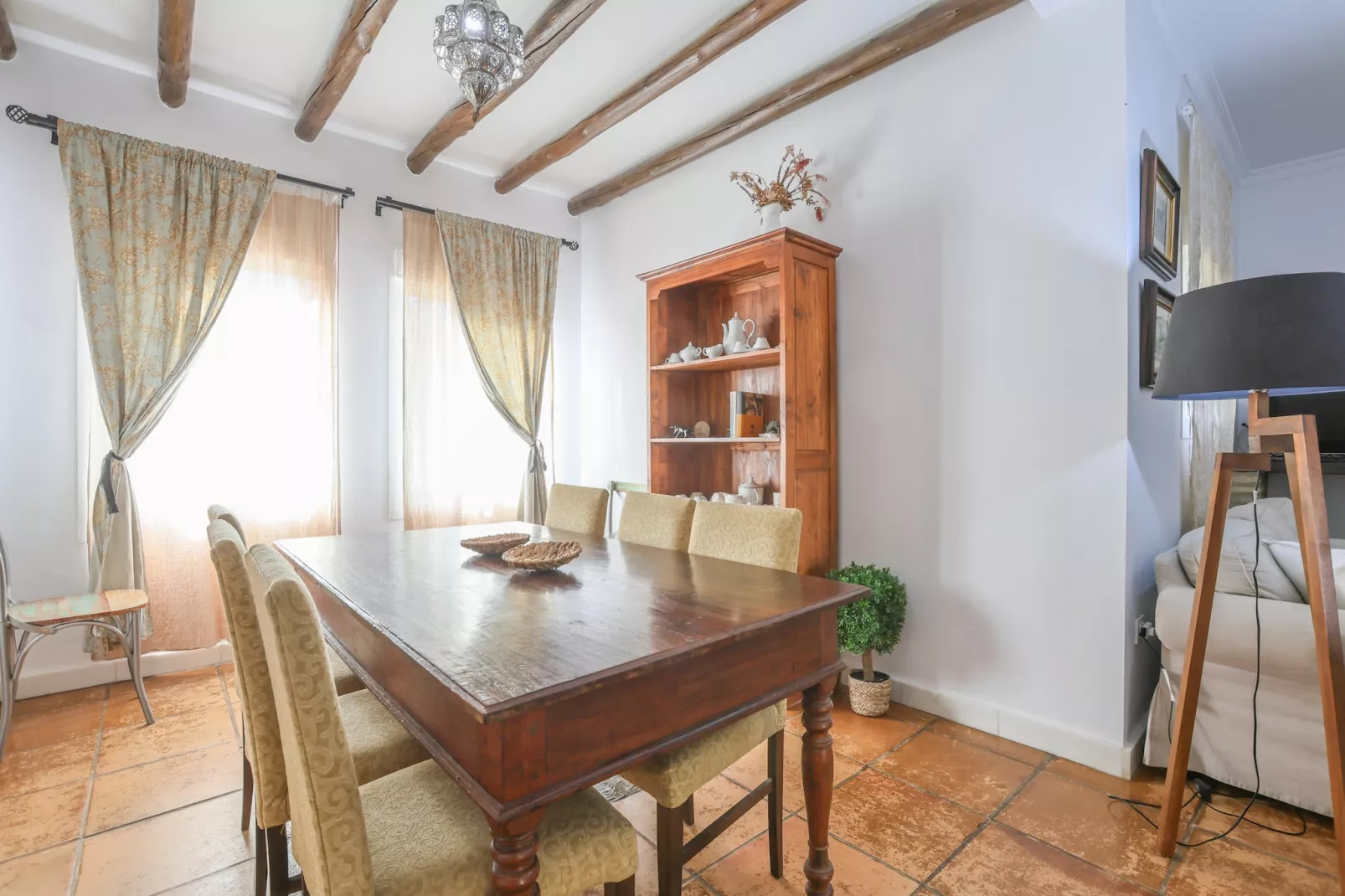 Casa Rural Los Menestrales-Dining room