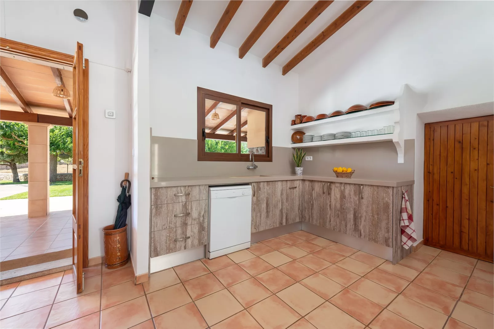 Na Mayans-casa Gran-Kitchen