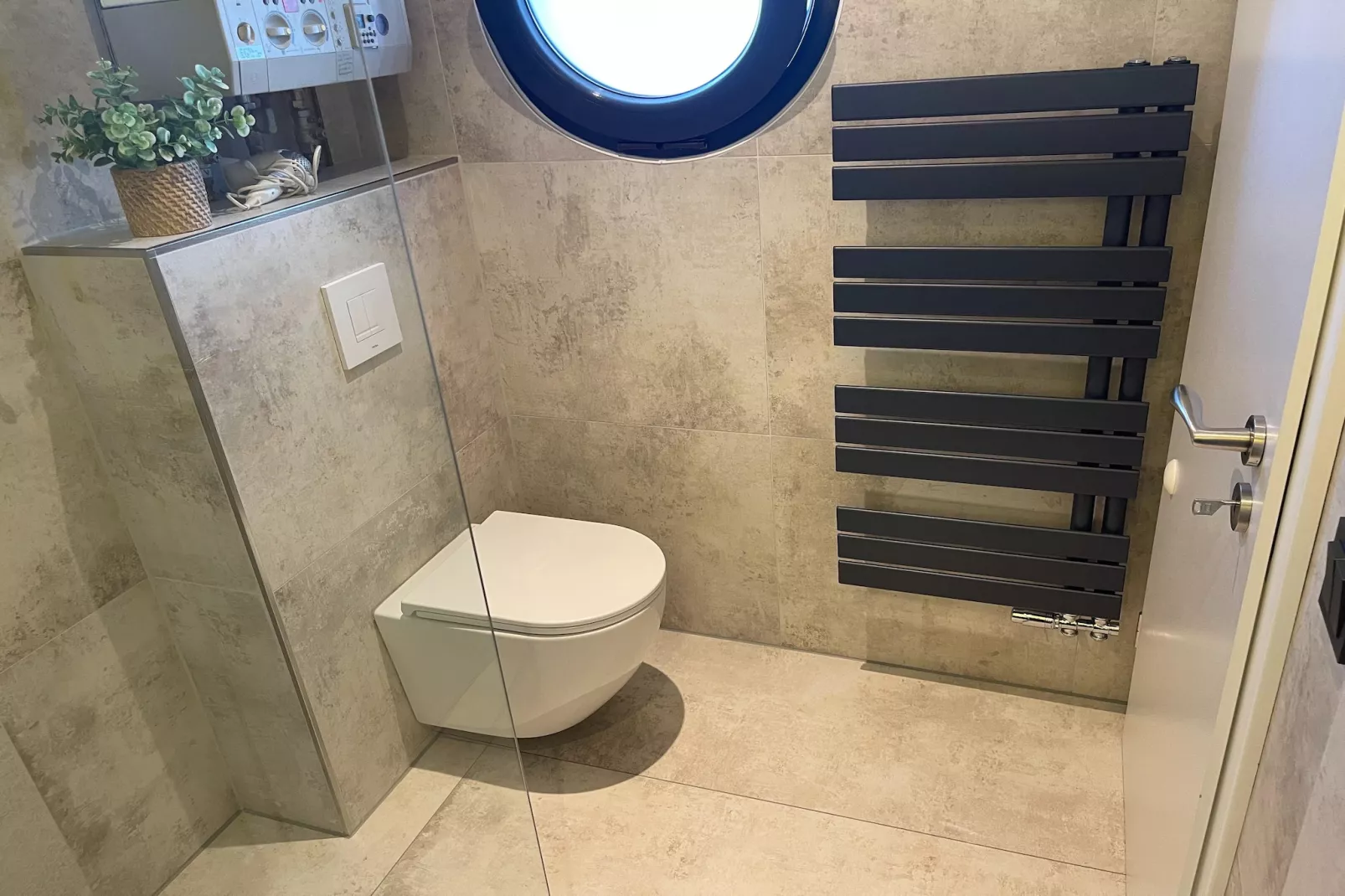 Ferienhaus mit Wasserblick 3 Pers-Bathroom