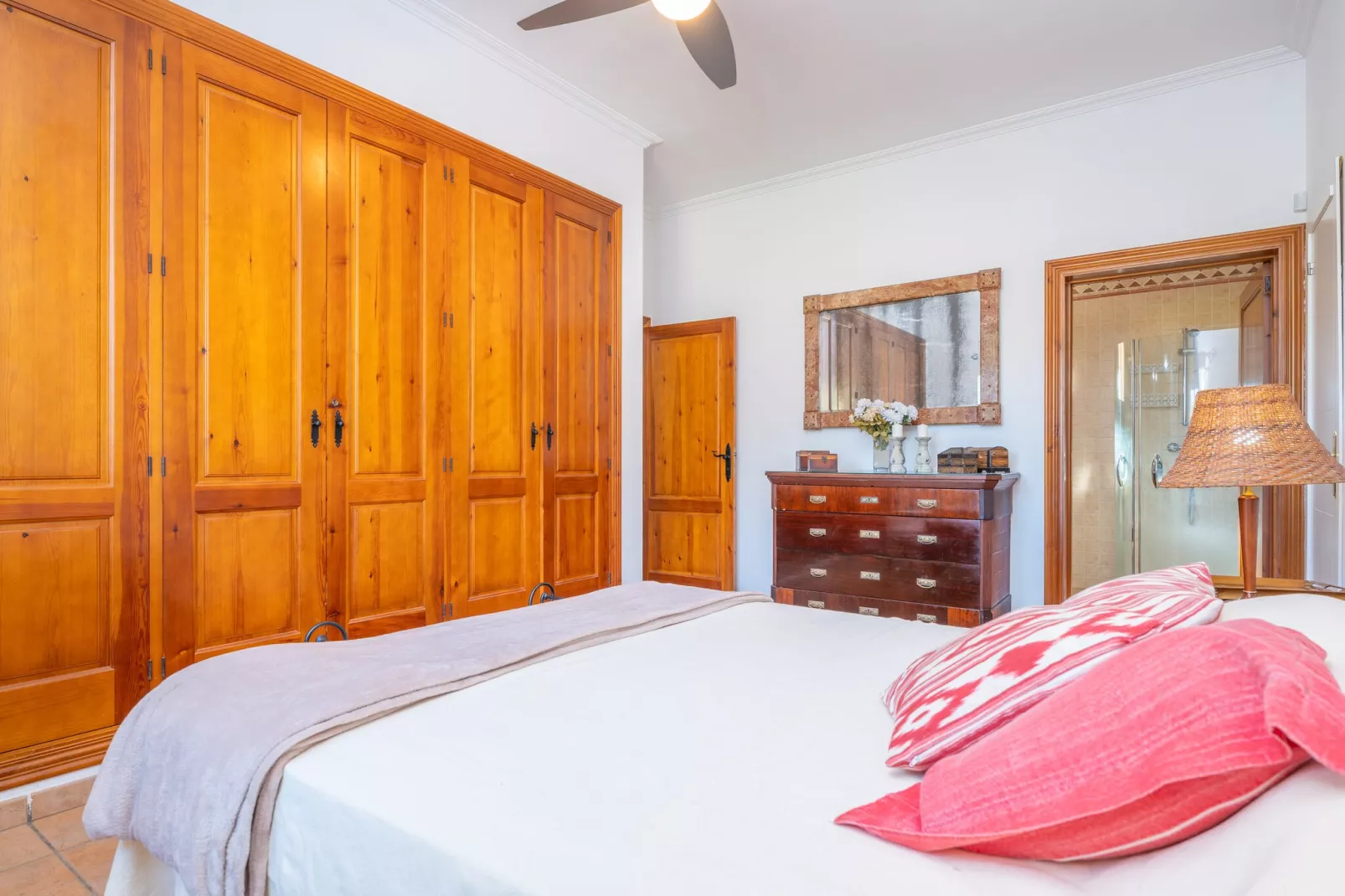 Na Poram-Bedroom