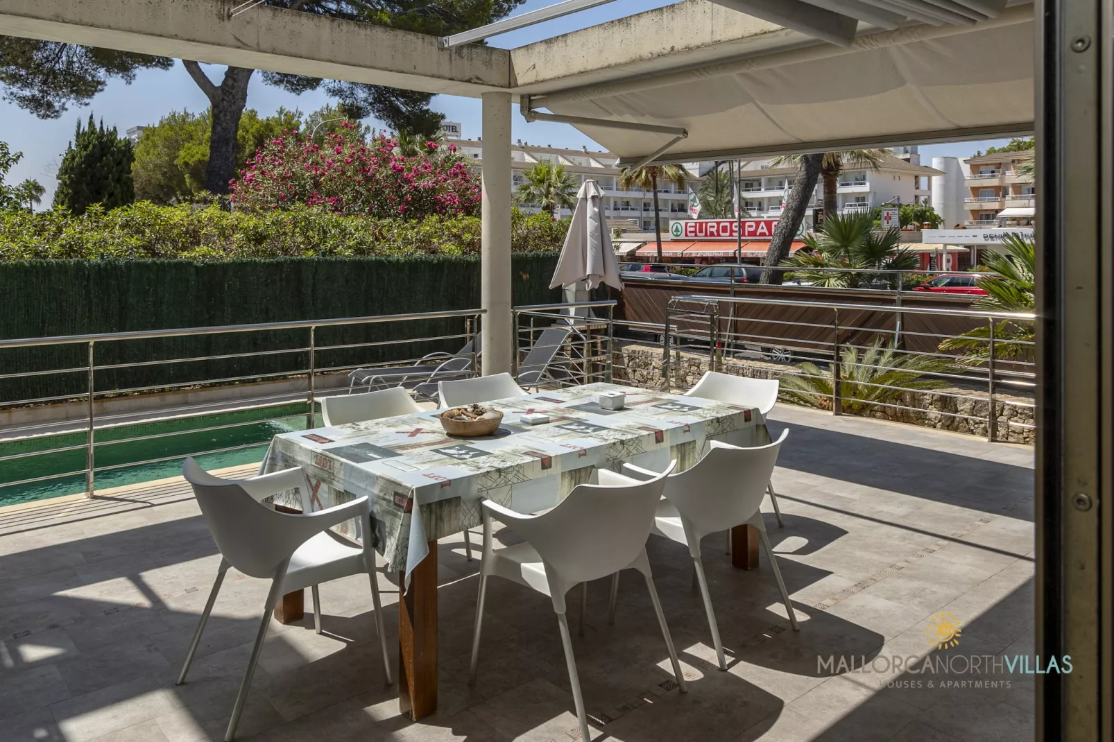 Villa Albufera en Playa Muro: a unos pasos del Mar-Terrassenbalkon