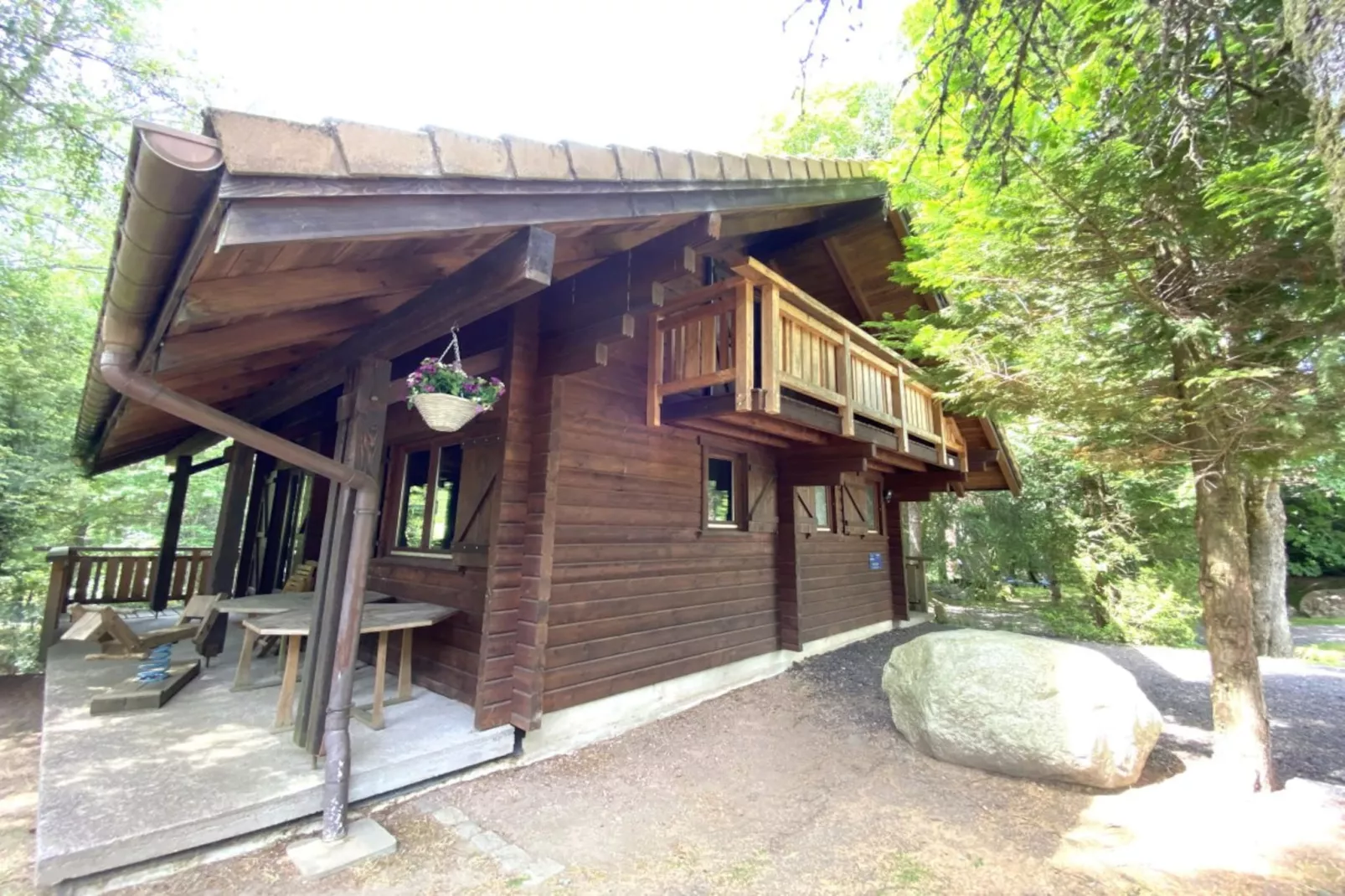LE RENARD  Chalet en bois au calme-Outdoor