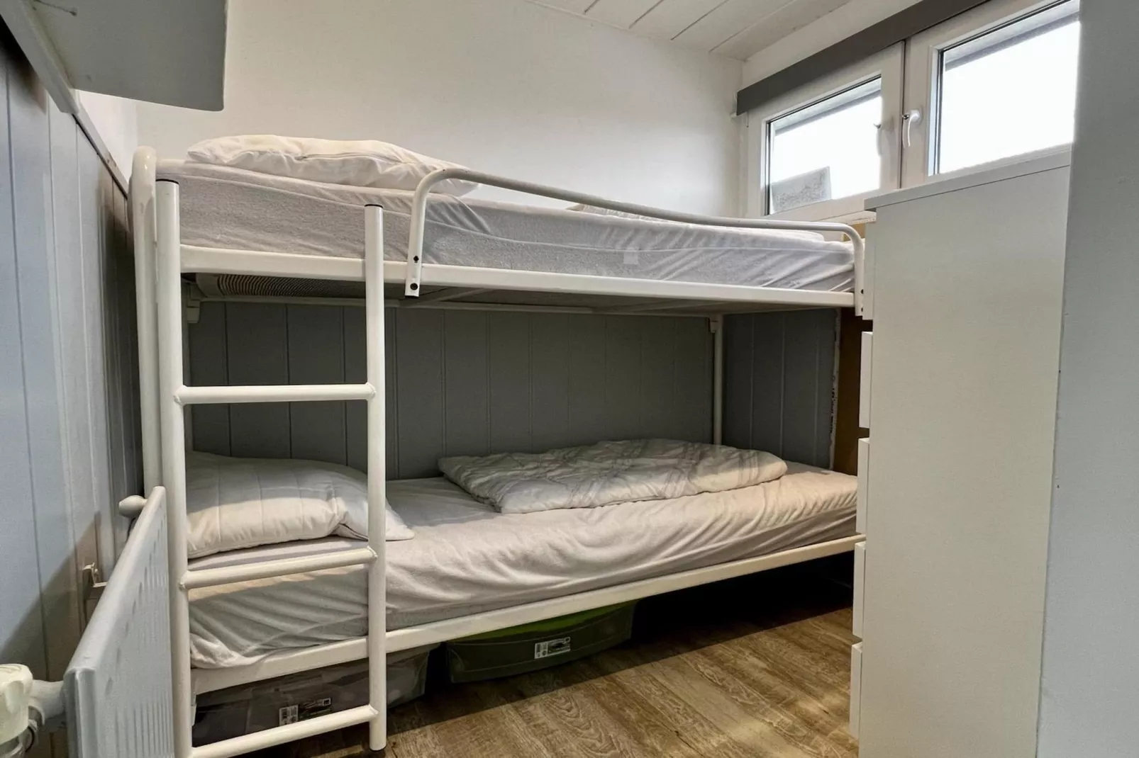 De Schelp 27-Bedroom