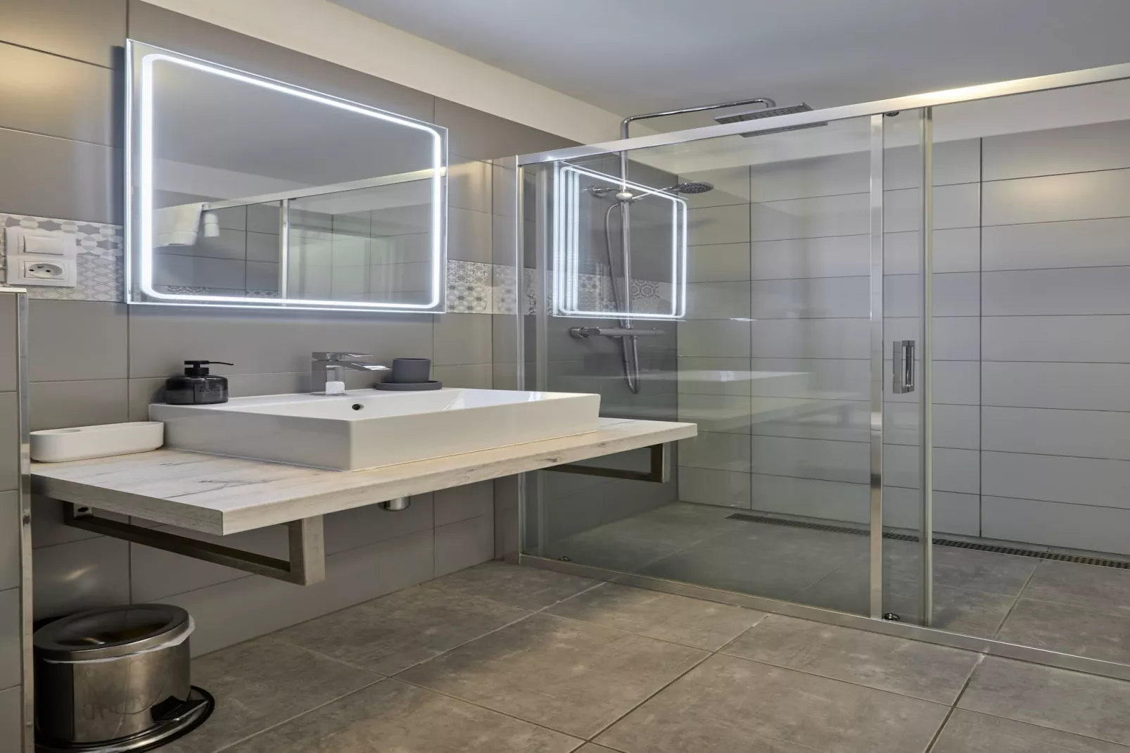 Benecko LBZ170-Bathroom
