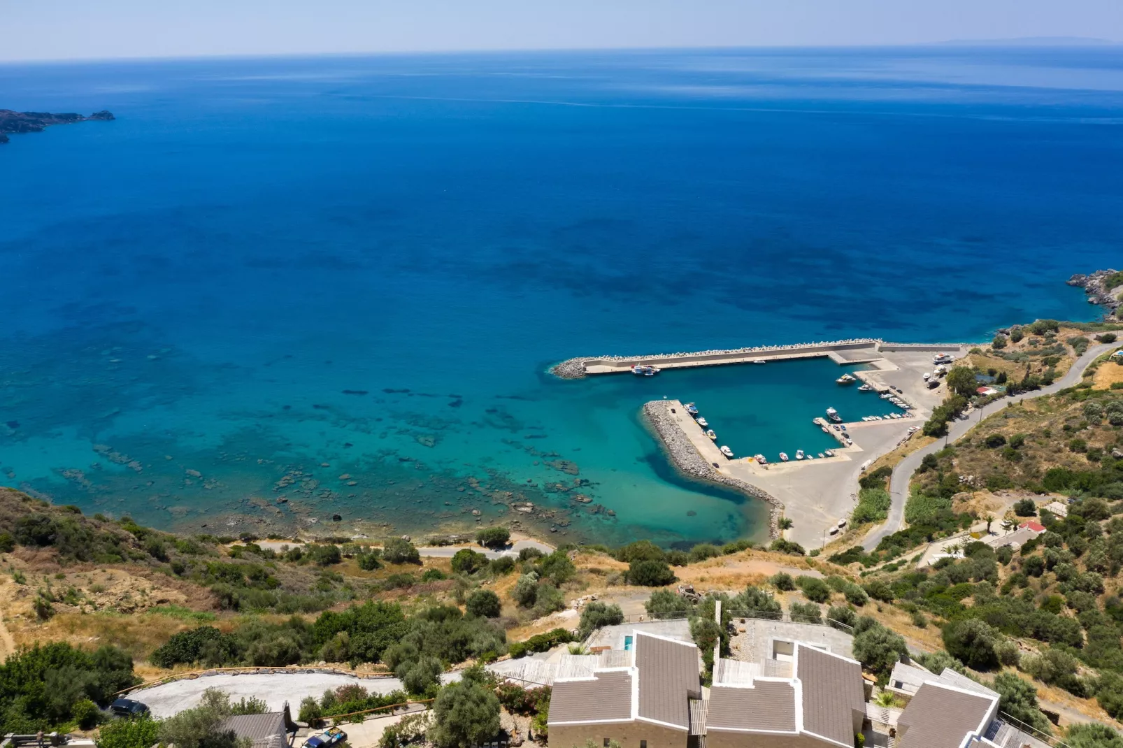 Pyrgos Exclusive 3-Outdoor