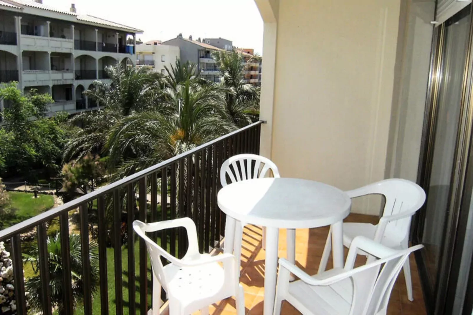 Appartements à L'Estartit-Exterior summer