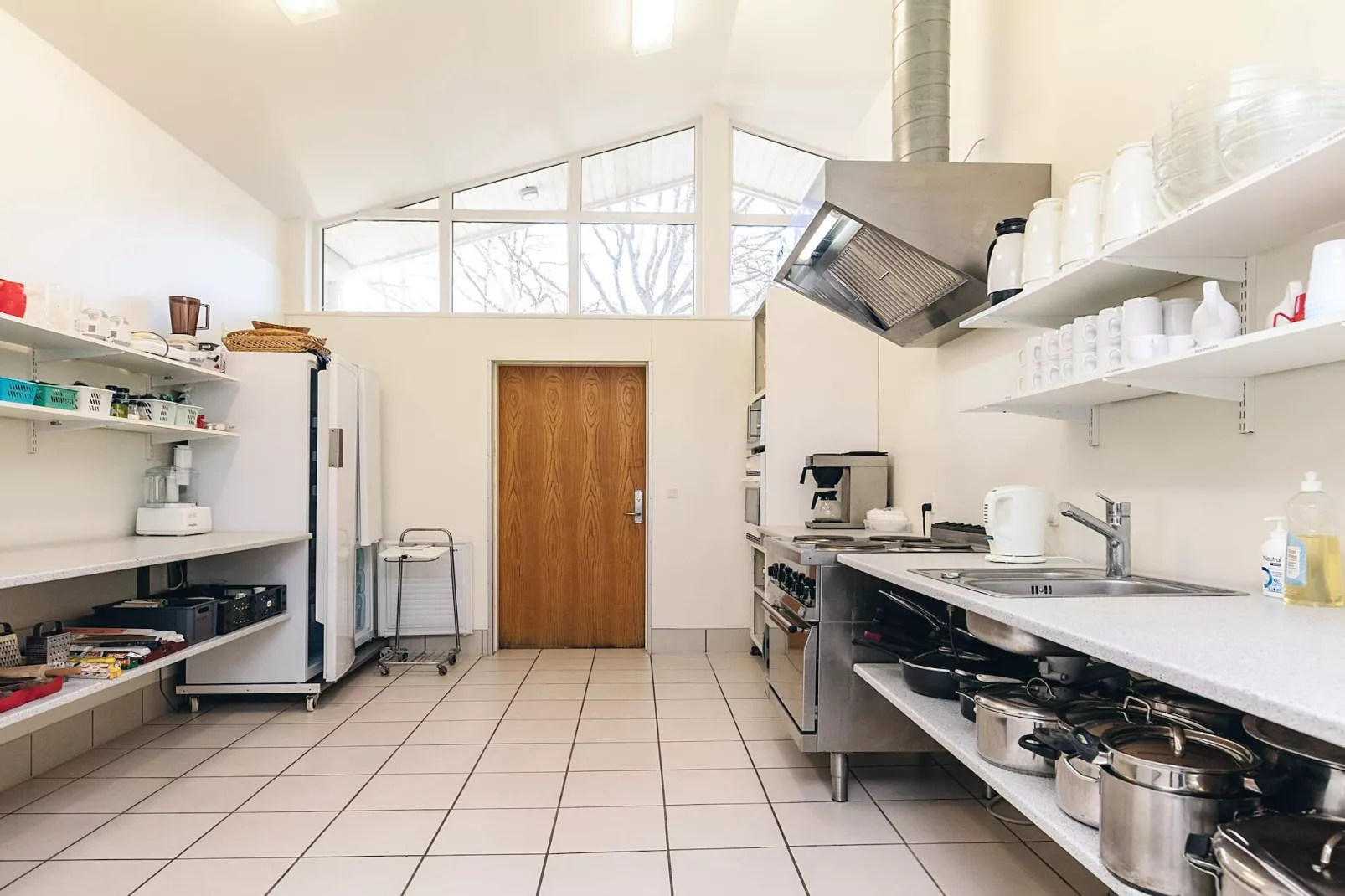 Delt værelse til 4 personer-Indoor