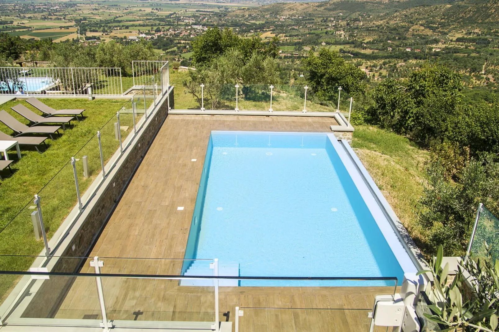 Villa degli Ulivi-View summer