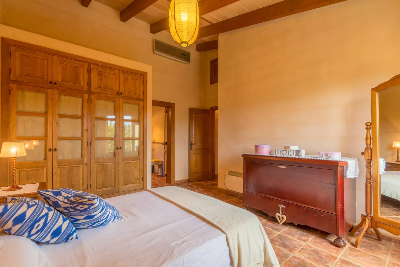 Sa Tanqueta Rustica, Finca 5StarsHome Mallorca-Bedroom