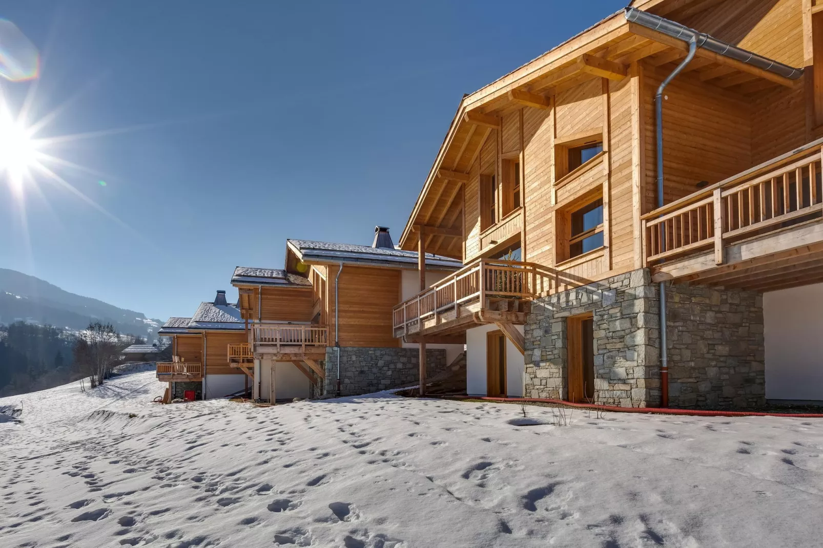 COMBLOUX Les Fermes du Mont Blanc -D48P-View winter