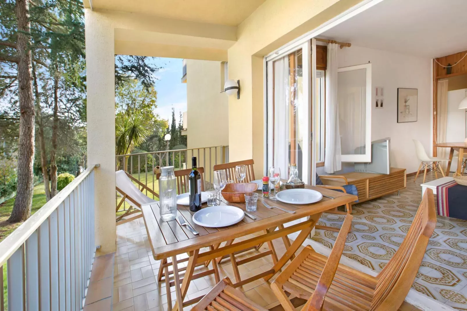 Cenit A-1-Dining room