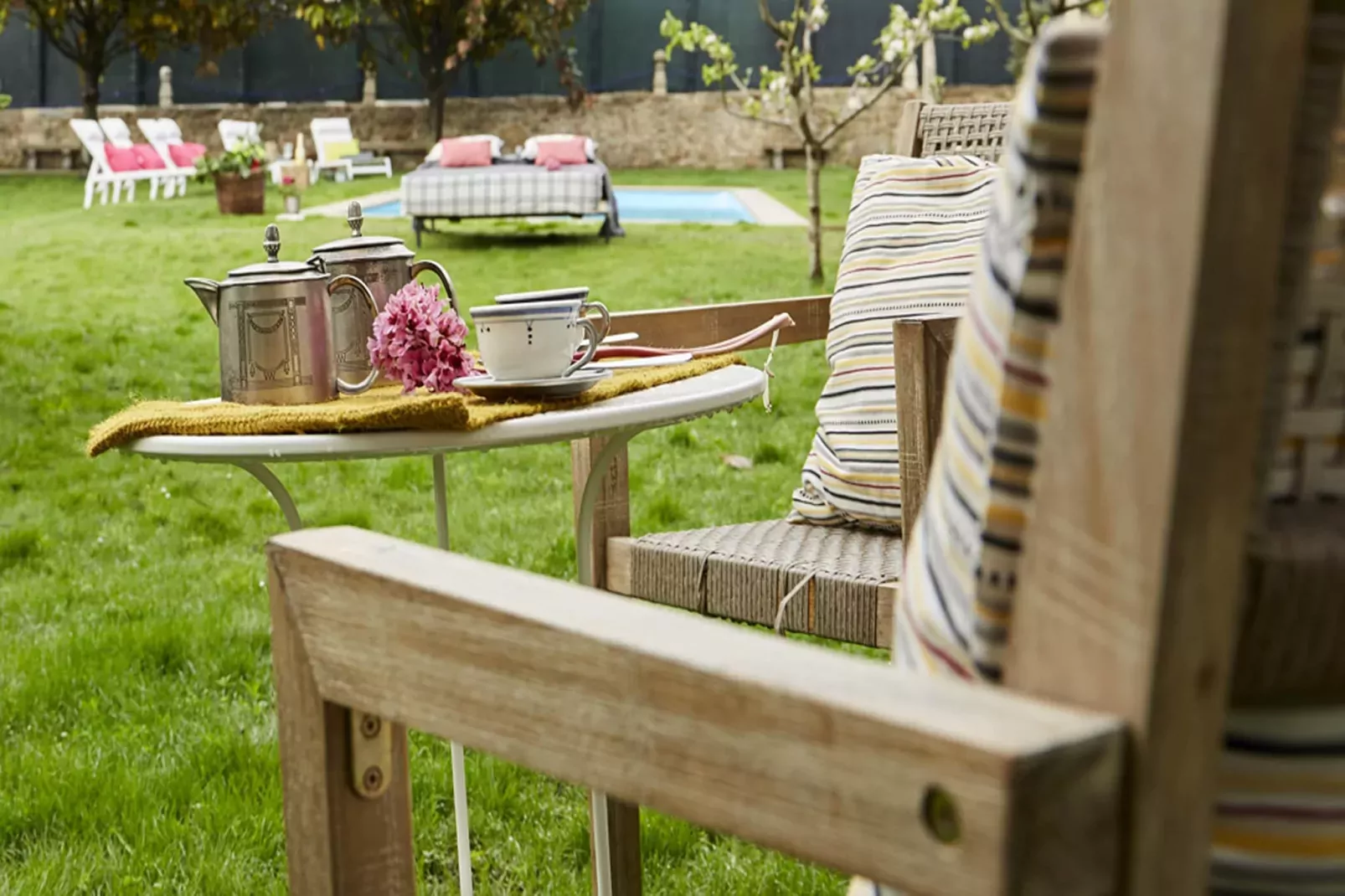 Villa Rosa- Luxury Singular-Jardin d'été
