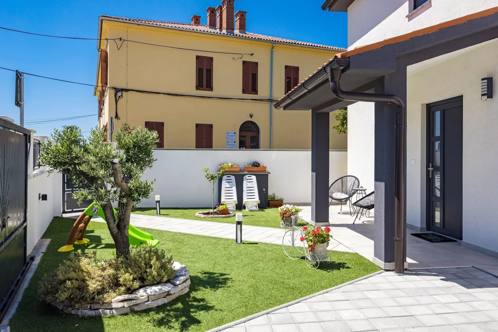 Villa Bavaria with Pool, Jacuzzi, Table Tennis-Außenbereich