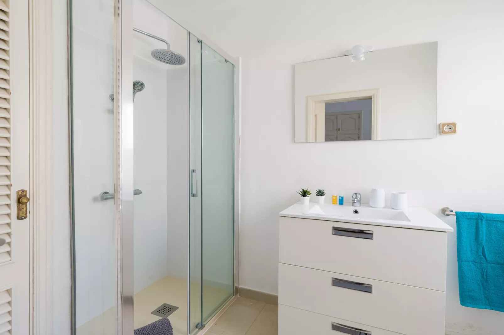 Casa Gran Canaria-Bathroom