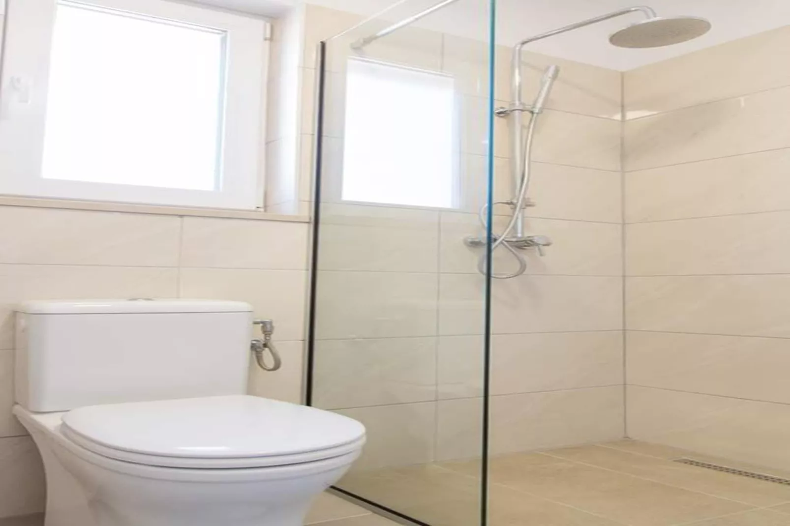 Villa with Pool and Sea View in Fazana - Horizont-Bathroom