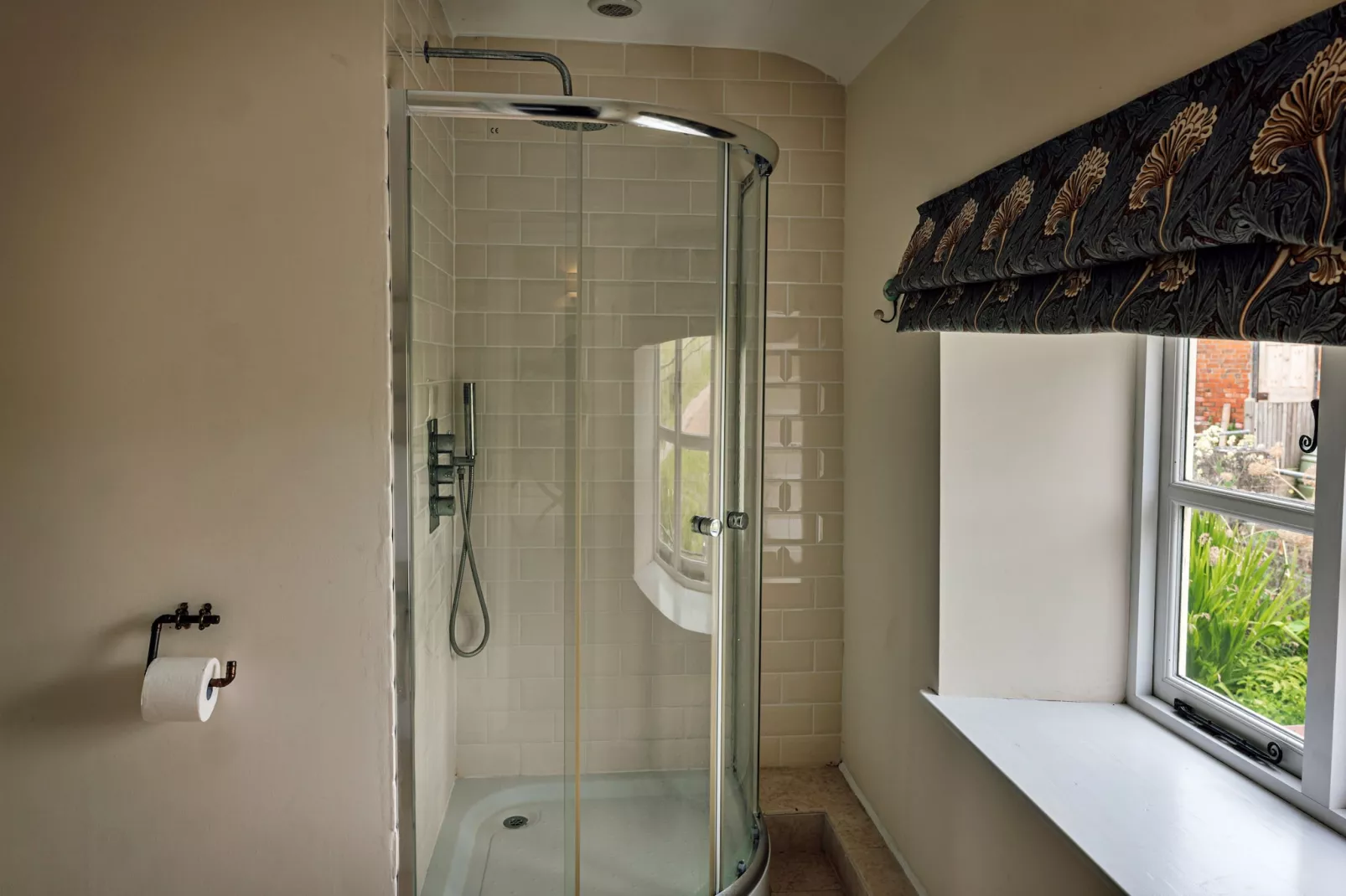 Beili Glas Cottage-Bathroom