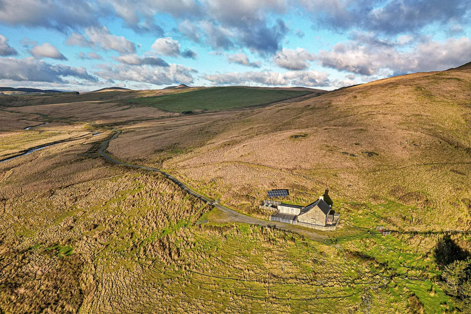 Llechwedd Mawr-Outdoor