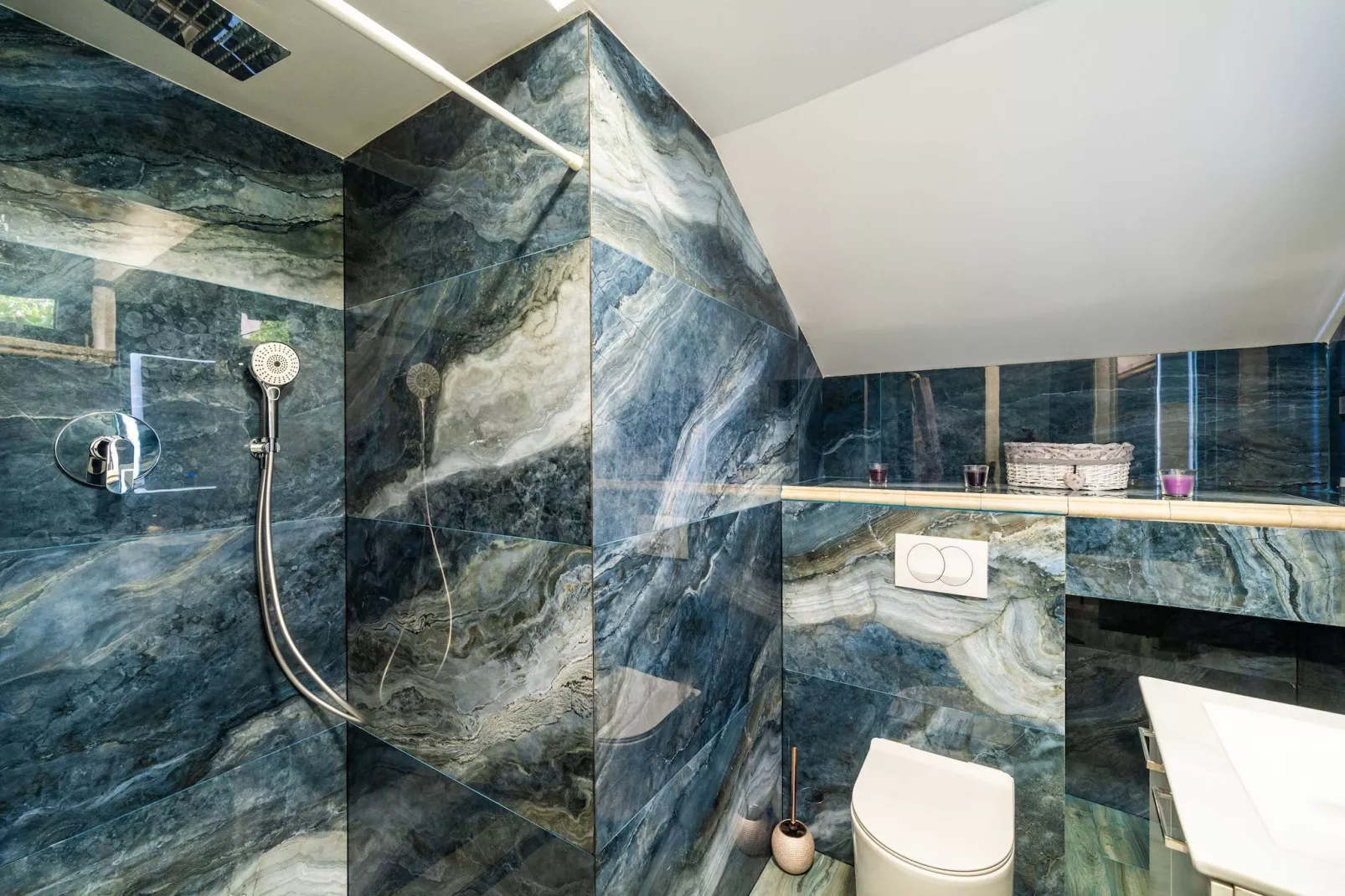 Apartments Dub - One-Bedroom Apartment  (no.4)-Bathroom