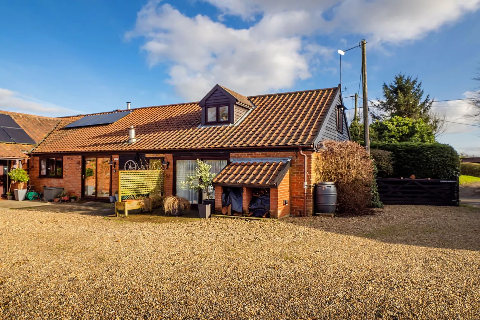 Pottles Cottage-Outdoor