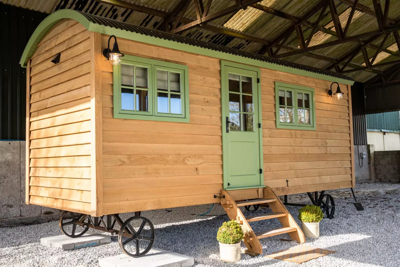 The Shepherd's Hut at Northcombe Farm-Outdoor
