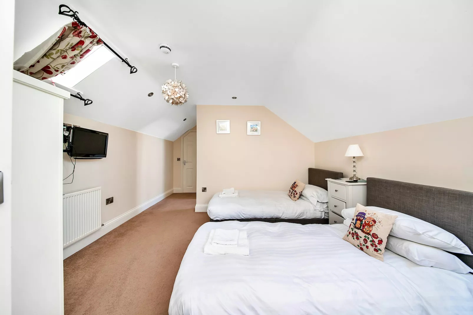 Loxley House-Bedroom