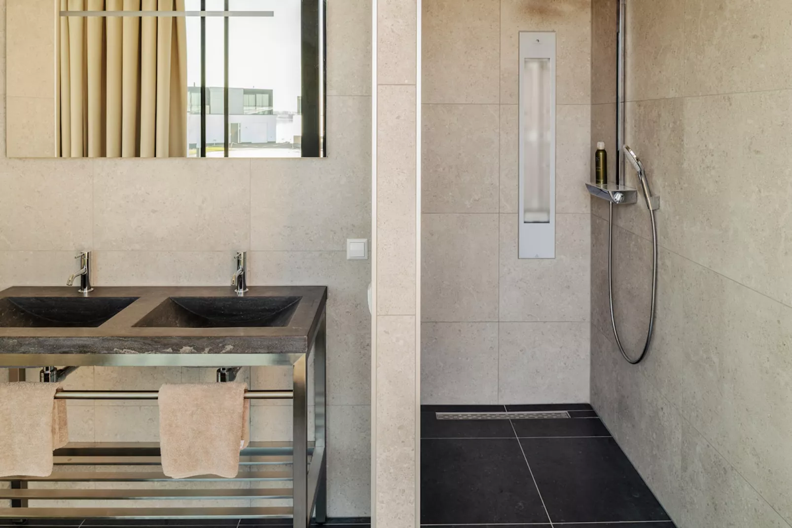 Harbour Village 1-Badezimmer