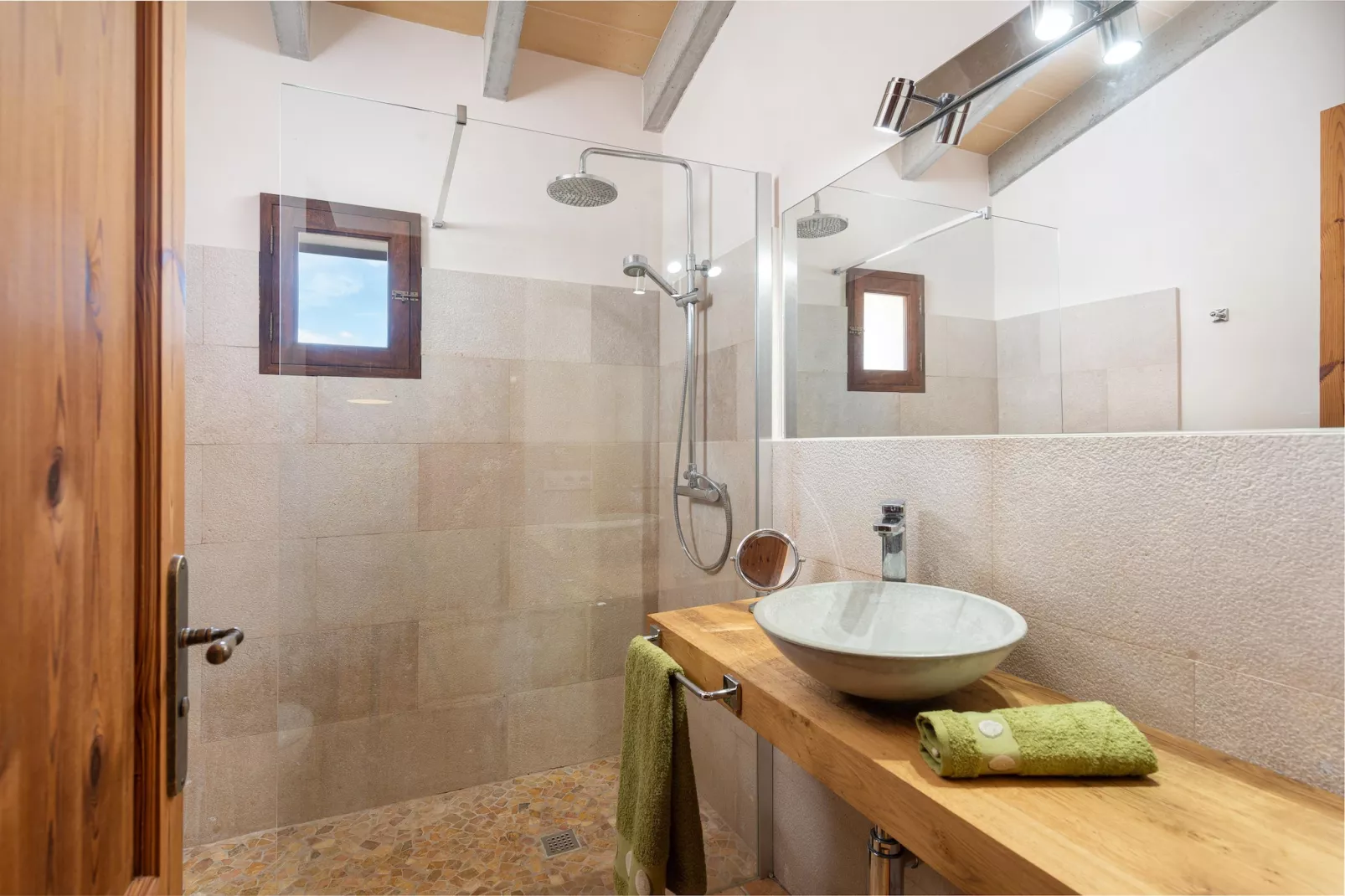 Son EsquerrÀ-Badezimmer
