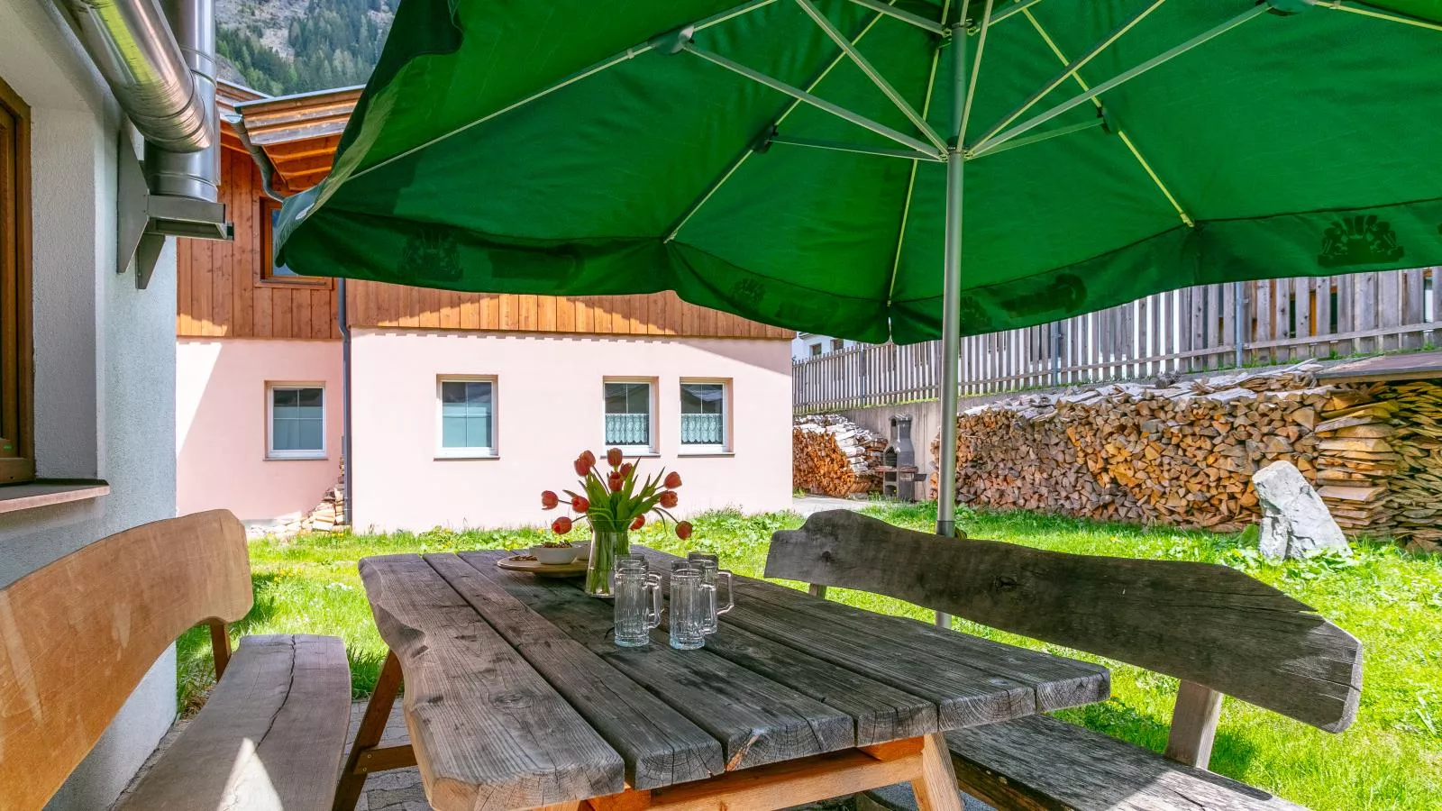 Haus Joachim-Gardens summer