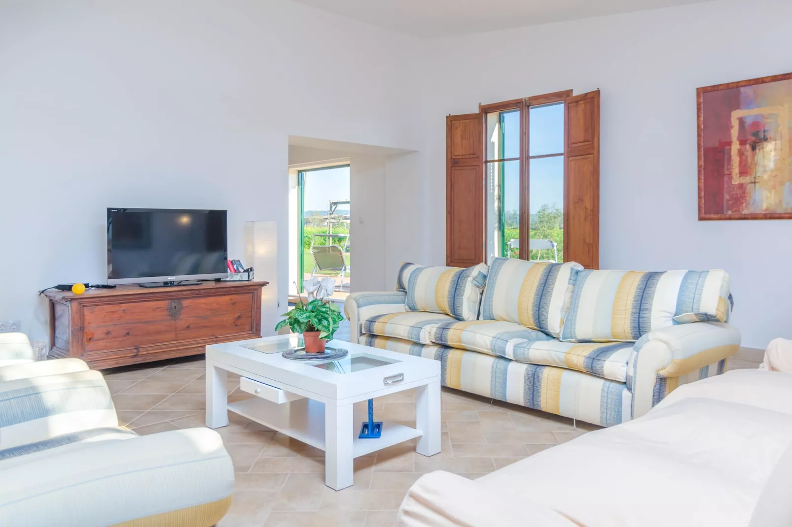 Ses Barreres-Living room