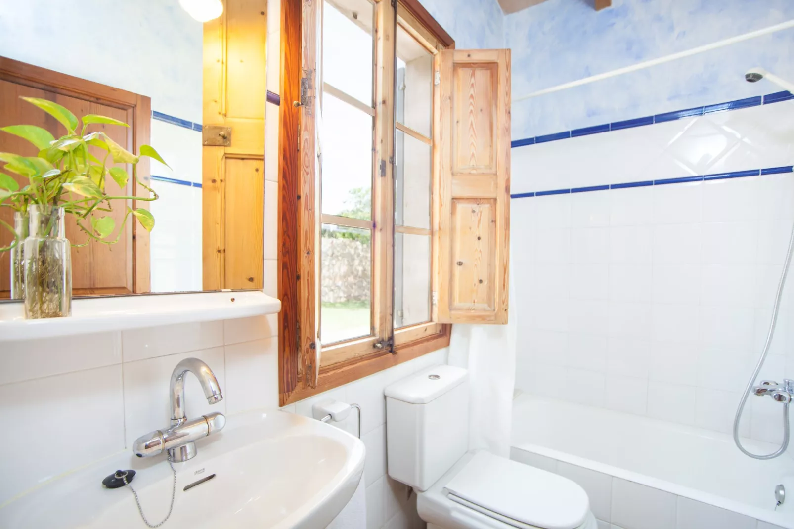 Es Moli (son Comparet)-Bathroom