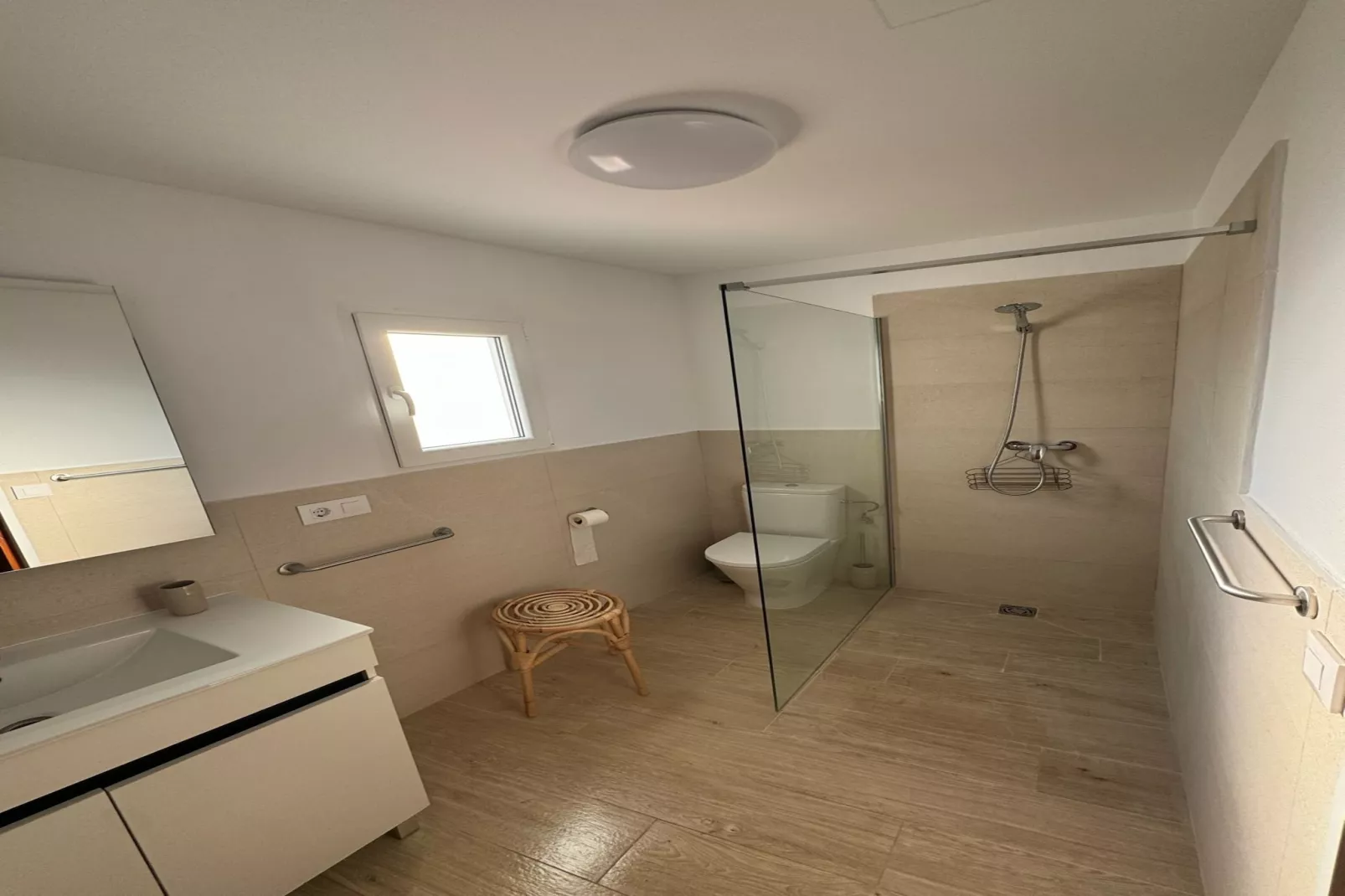 Casa Dina-Image-tags.