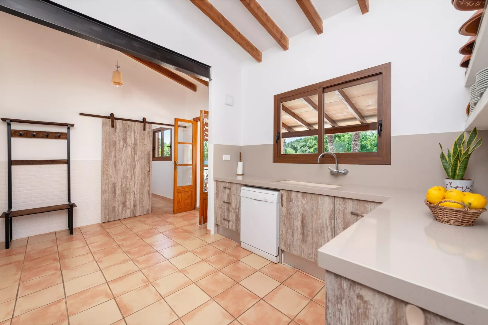 Na Mayans-casa Gran-Kitchen