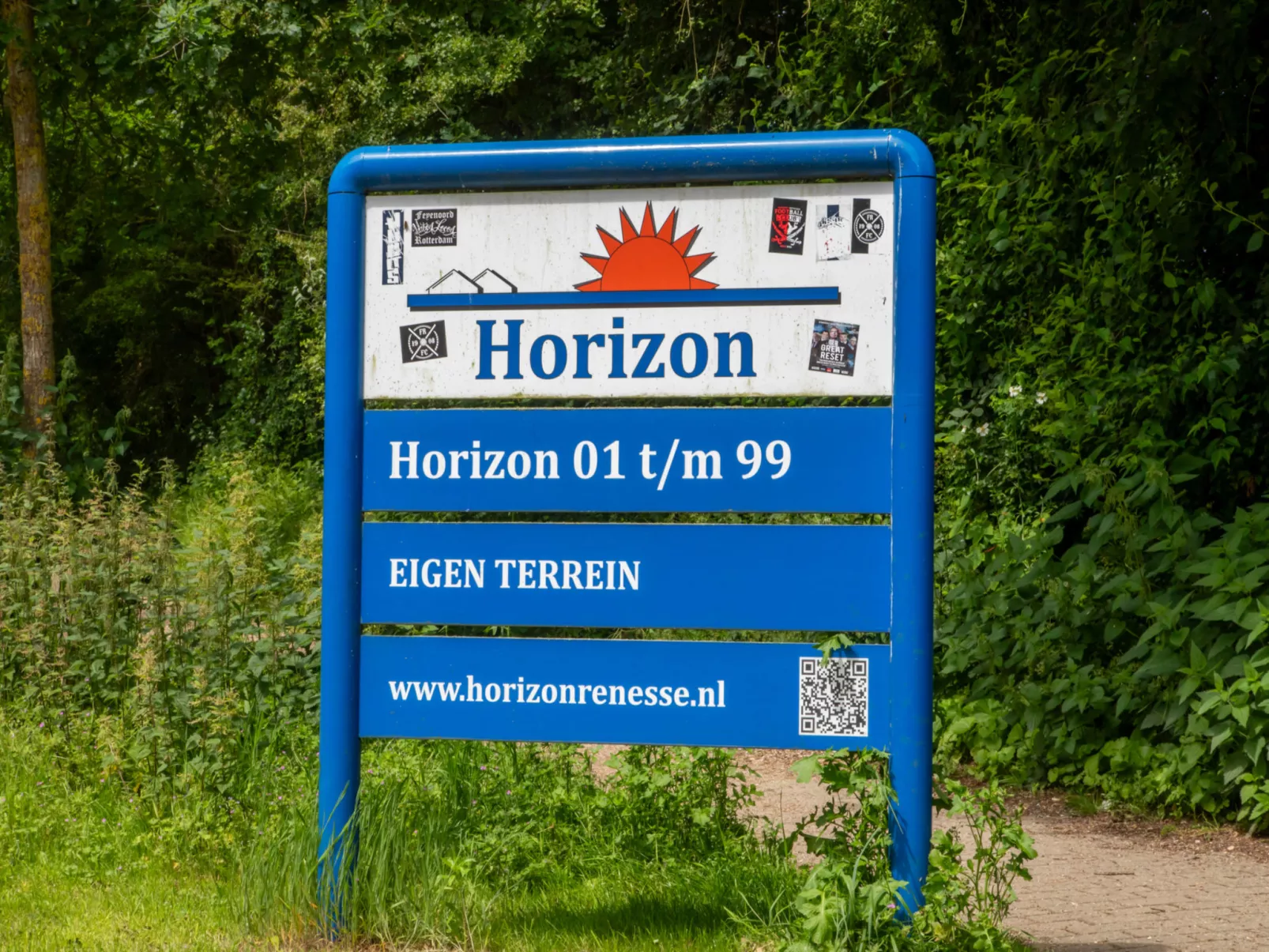 Horizon, Sea & Sun-Outside