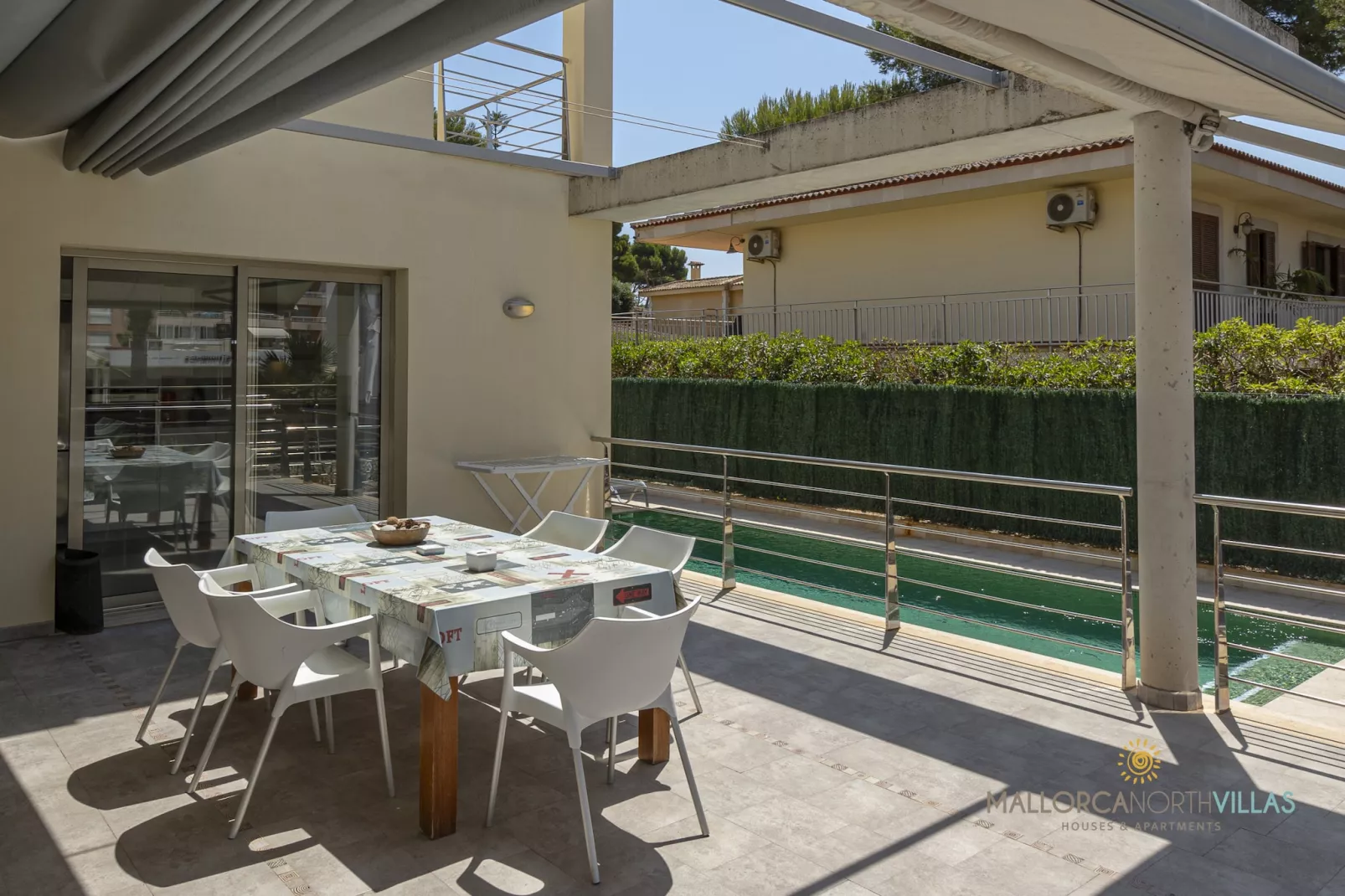 Villa Albufera en Playa Muro: a unos pasos del Mar-Terrassenbalkon
