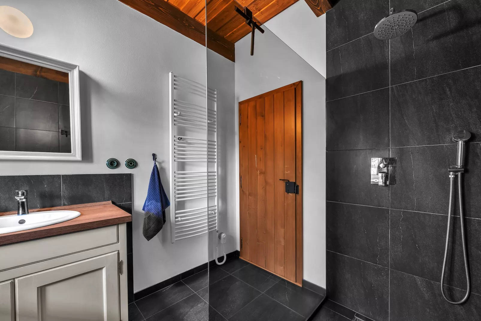 Horni Marsov KHK320-Badezimmer