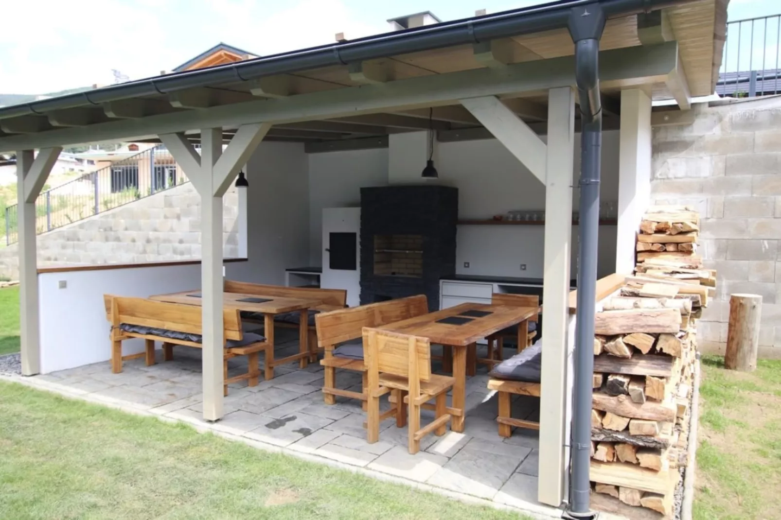 Dolni Morava ODP075-Terrace balcony